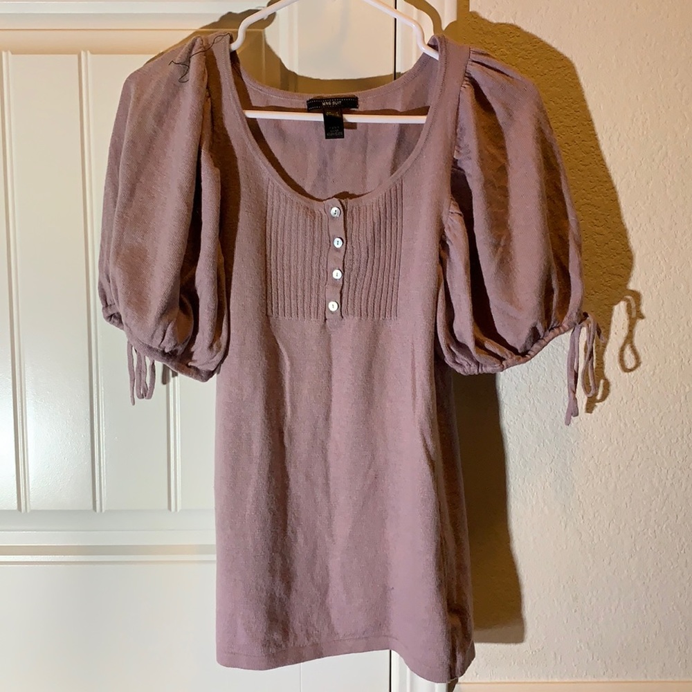MNG SUIT small top puff sleeves NWOT